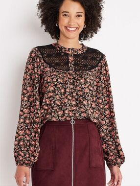 Nwt Maurices long sleeve floral print Peasant Blouse W/  Lace Details  size S
